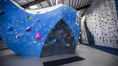 Movement Golden (former Earth Treks)