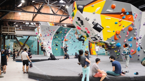 Touchstone Pacific Pipe Climbing