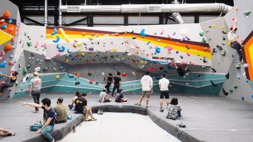 Touchstone Pacific Pipe Climbing