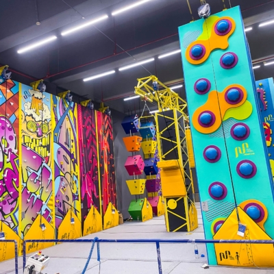 Walltopia Net Maze, Adventure Train, Ropes Course, Rollglider, Fun Walls and Cloud Climb in Nomad Entertainment, Kuwait. Active entertainment Fun climbs in a shopping center