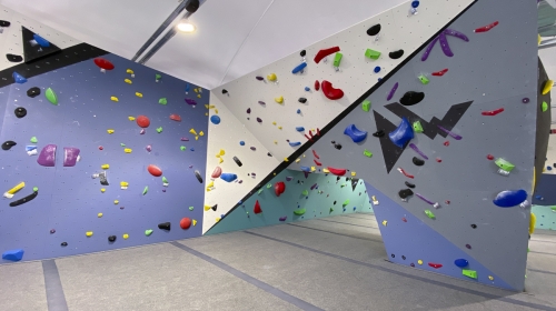 Deva Wall