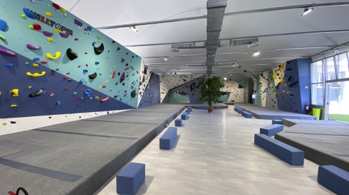 Deva Wall