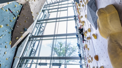 Momentum Climbing & Fitness