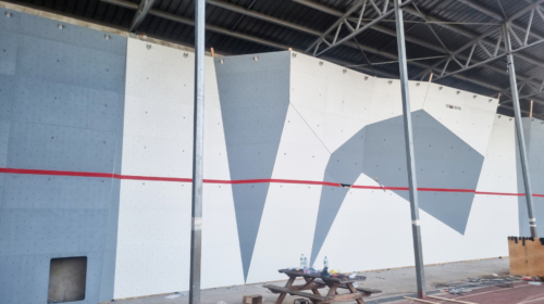 Majicavo College – School Climbing Wall